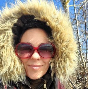 Meet your Posher, Carrie